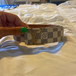 Cheap Louis Vuitton belt